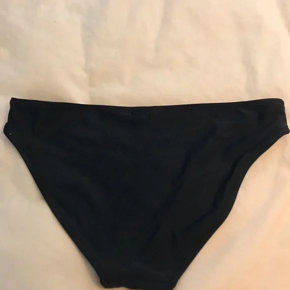 Aerie bikini top and bottoms - Picture 5 of 8